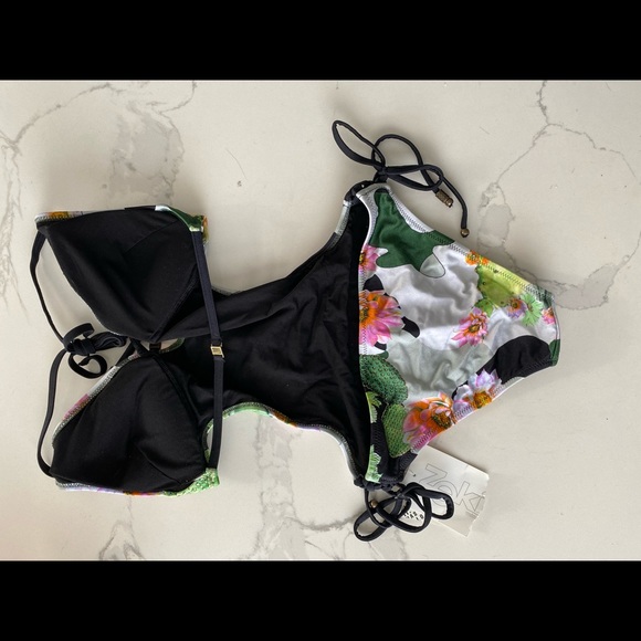 Trendy cactus print bathing suit - Picture 3 of 4